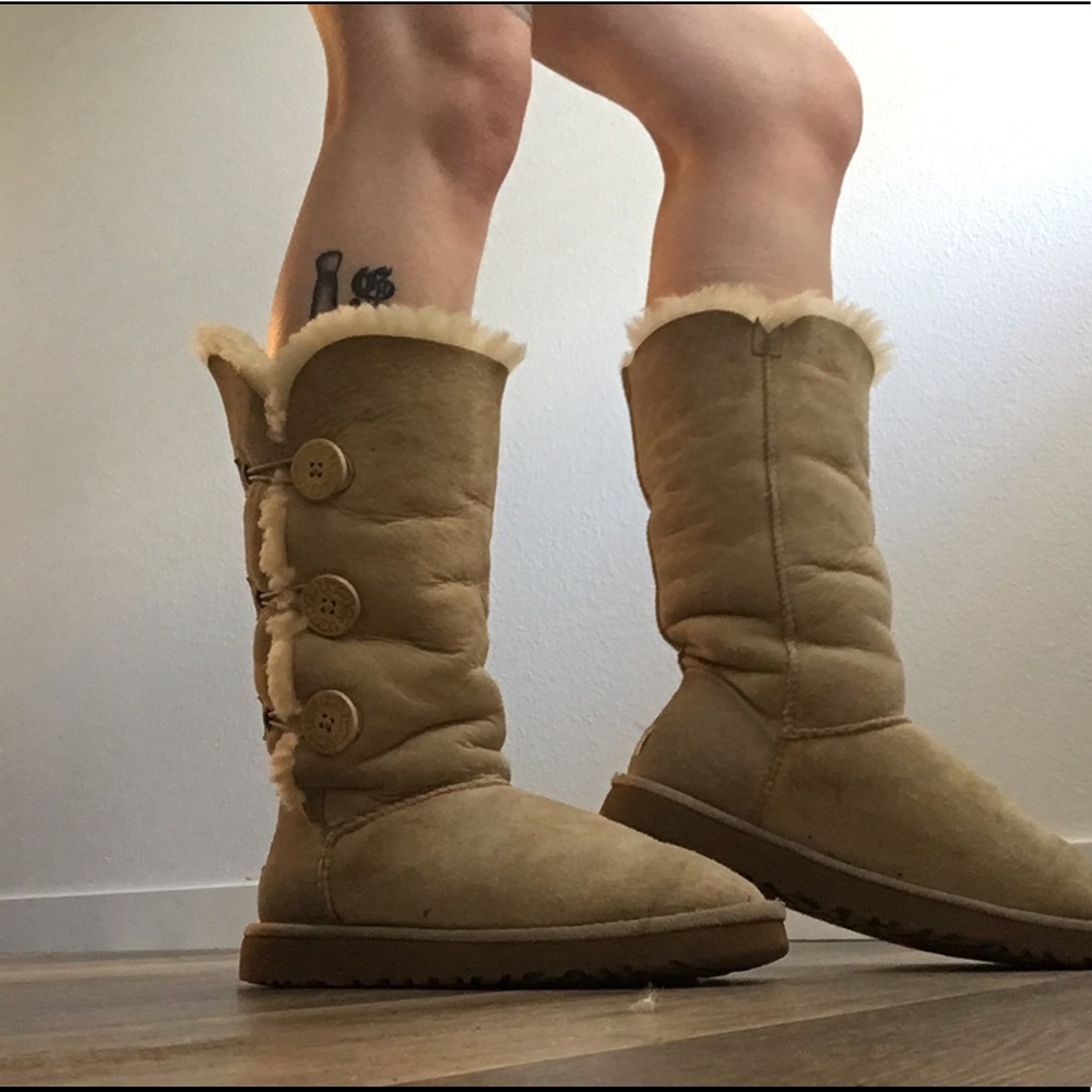 Tall 3 button well loved Uggs